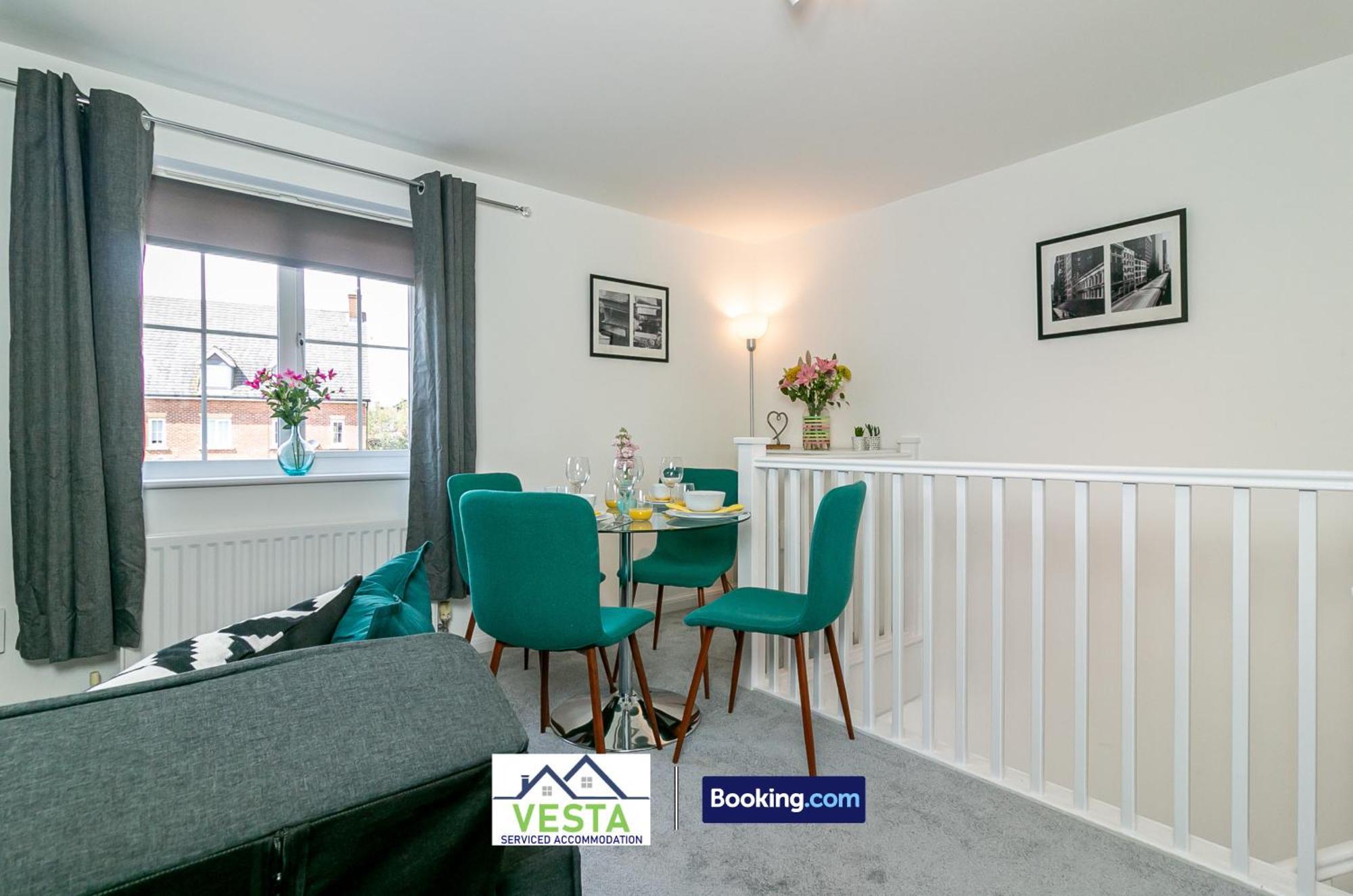 Three Bedroom Apartment By Vesta Serviced Accommodation & Short Lets Hatfield With Free Parking Eksteriør bilde